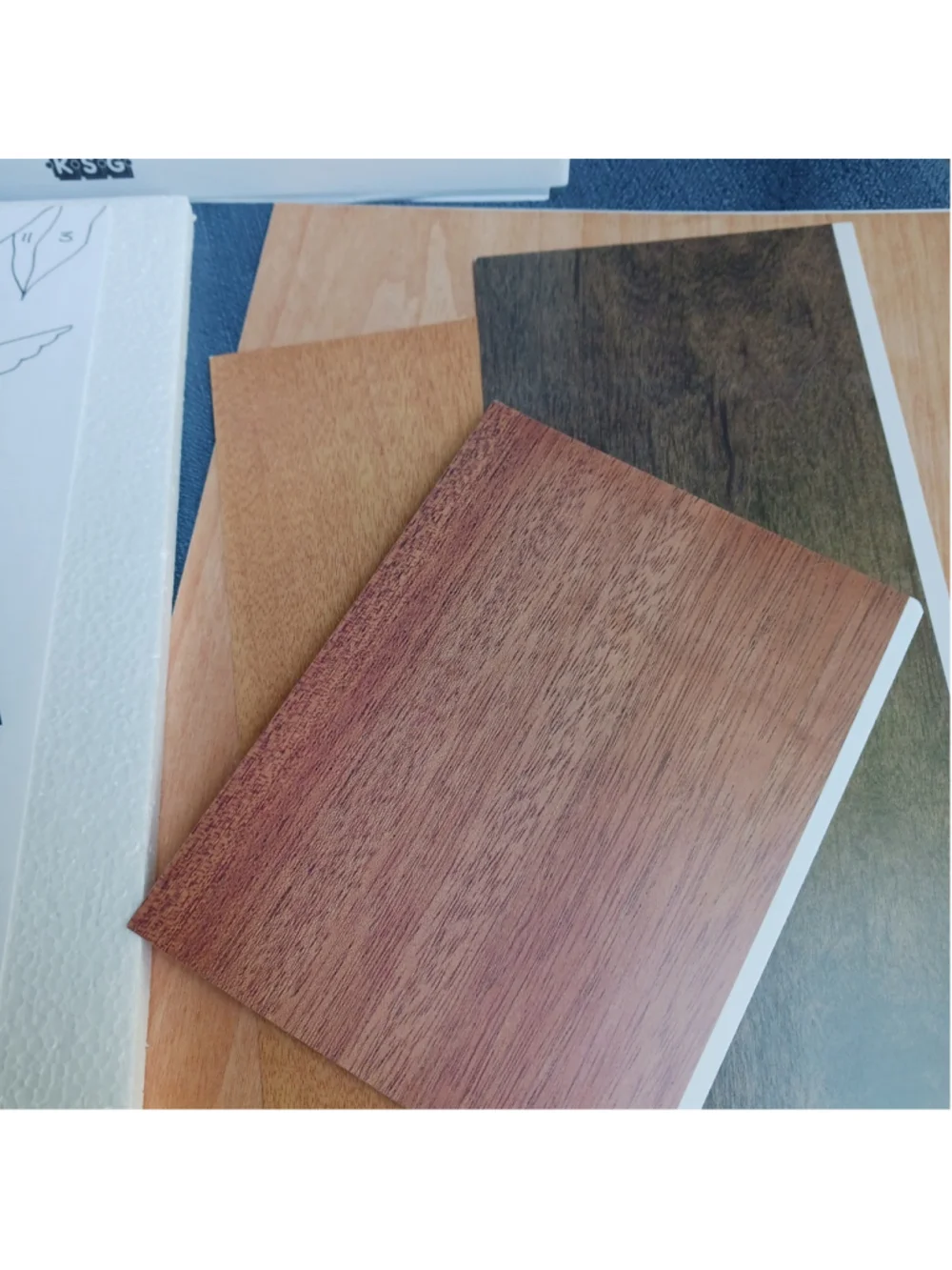 VTG Collage Wood-like Veneer Hummingbird Craft KIT Self Adhesive Wood Britain